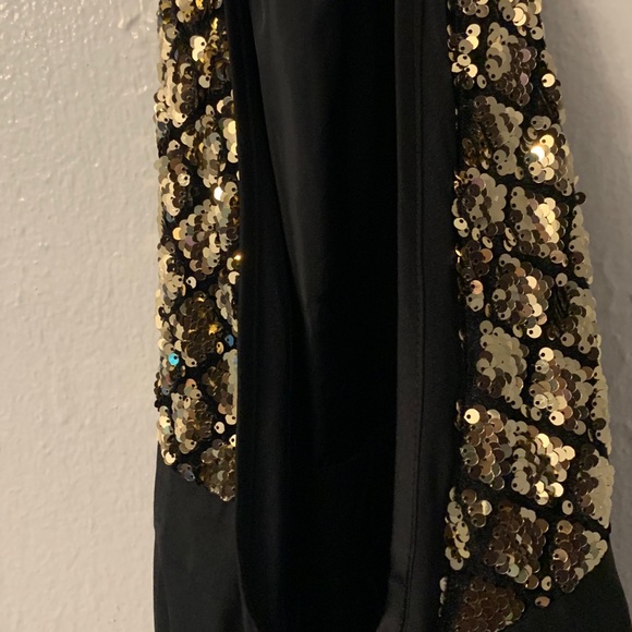 Jumpsuit - Picture 5 of 8